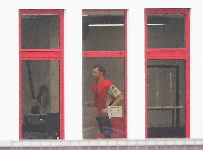 开云体育在线软件-德媒：拜仁门将诺伊尔今天在健身房进行了恢复性训练